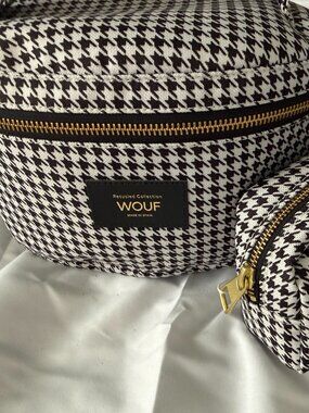 NWT WOUF TRAVEL MEDIUM SIZE MAKEUP BAG AND MATCHING SMALL TOILETRY BAG